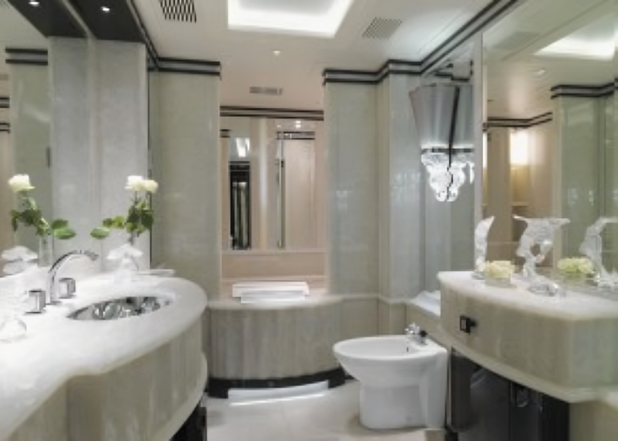 Yacht Plumbing Fixtures