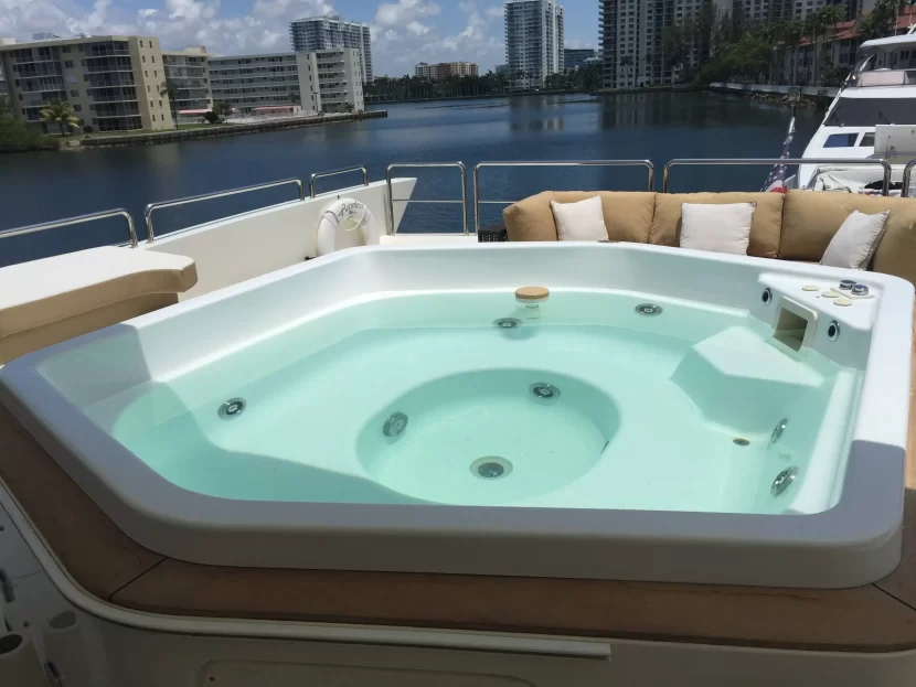 Yacht Spa Jacuzzi